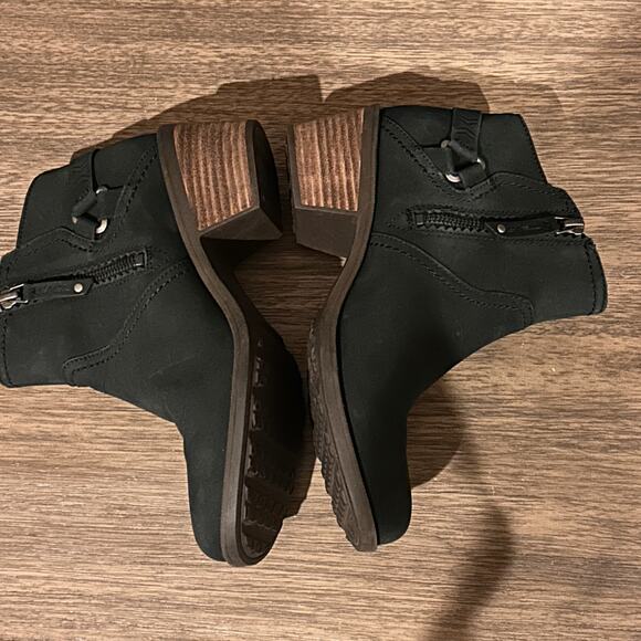 Teva 'Foxy' Black Leather Ankle Boots Size US 8 - Picture 4 of 8